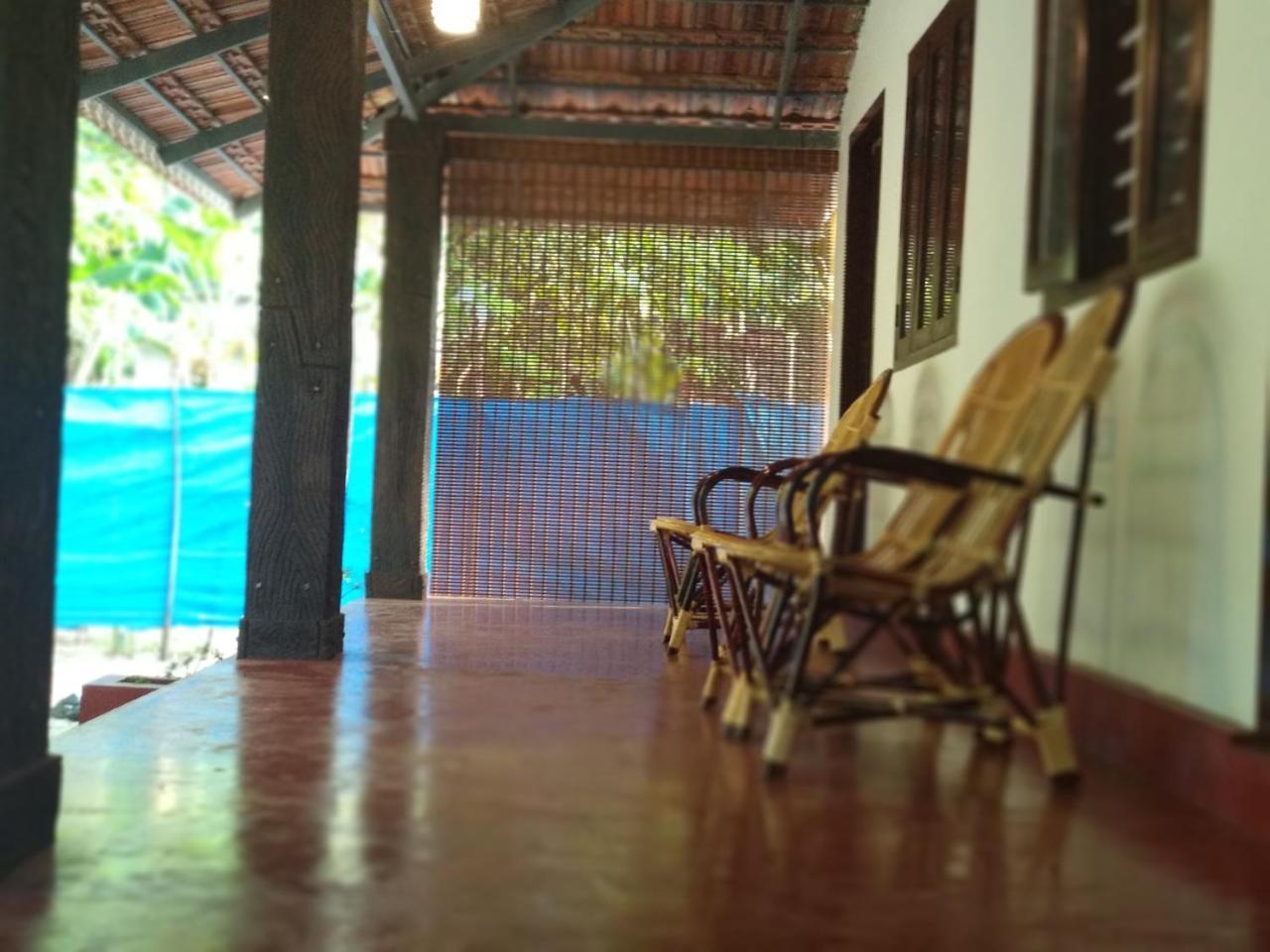 Marari Adonis Beach Villa Mararikulam Exterior photo